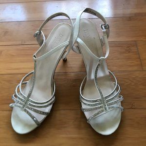 David's Bridal T-Strap Blush Heels- Sz 10